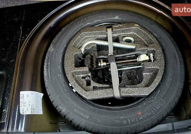 Чорний Шкода Фабія, об'ємом двигуна 1.6 л та пробігом 201 тис. км за 7999 $, фото 61 на Automoto.ua