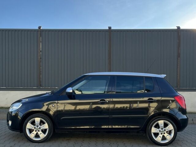 Черный Шкода Фабия, объемом двигателя 1.4 л и пробегом 226 тыс. км за 6100 $, фото 5 на Automoto.ua