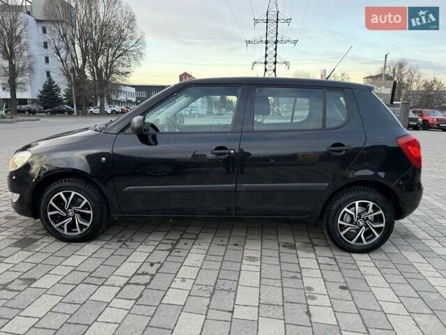 Черный Шкода Фабия, объемом двигателя 1.2 л и пробегом 176 тыс. км за 3999 $, фото 5 на Automoto.ua