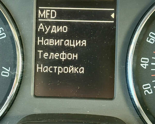 Черный Шкода Фабия, объемом двигателя 1.2 л и пробегом 209 тыс. км за 6300 $, фото 12 на Automoto.ua