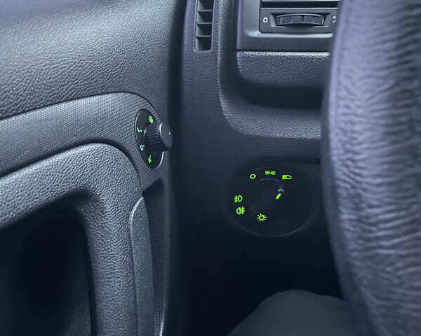 Шкода Фабия 2010 в Ивано-Франковске на Automoto.ua Черный Шкода Фабия, объемом двигателя 1.39 л и пробегом 224 тыс. км за 6300 $, фото 1 на Automoto.ua