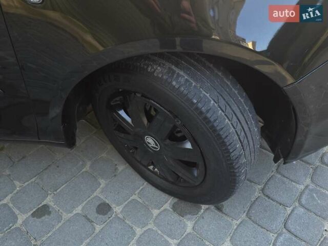 Шкода Фабия 2010 в Тернополе на Automoto.ua Черный Шкода Фабия, объемом двигателя 1.4 л и пробегом 275 тыс. км за 4650 $, фото 15 на Automoto.ua