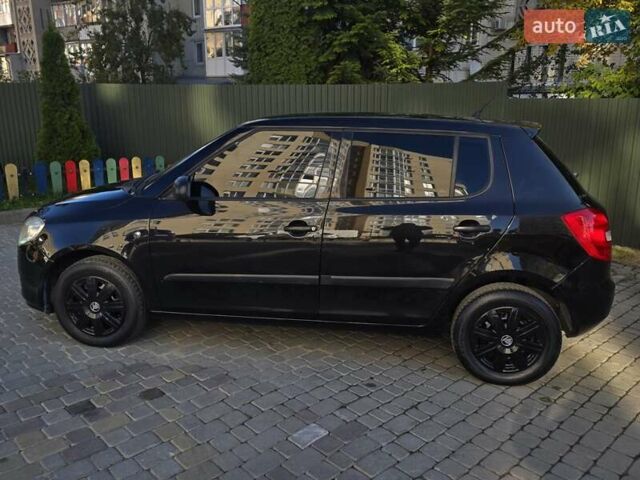 Шкода Фабия 2010 в Тернополе на Automoto.ua Черный Шкода Фабия, объемом двигателя 1.4 л и пробегом 275 тыс. км за 4650 $, фото 10 на Automoto.ua