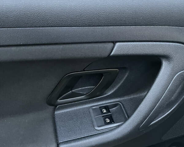 Шкода Фабия 2010 в Ивано-Франковске на Automoto.ua Черный Шкода Фабия, объемом двигателя 1.39 л и пробегом 224 тыс. км за 6300 $, фото 19 на Automoto.ua