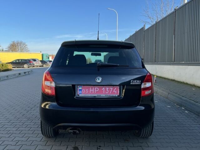 Черный Шкода Фабия, объемом двигателя 1.4 л и пробегом 226 тыс. км за 6100 $, фото 6 на Automoto.ua