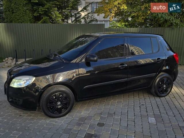 Шкода Фабия 2010 в Тернополе на Automoto.ua Черный Шкода Фабия, объемом двигателя 1.4 л и пробегом 275 тыс. км за 4650 $, фото 11 на Automoto.ua