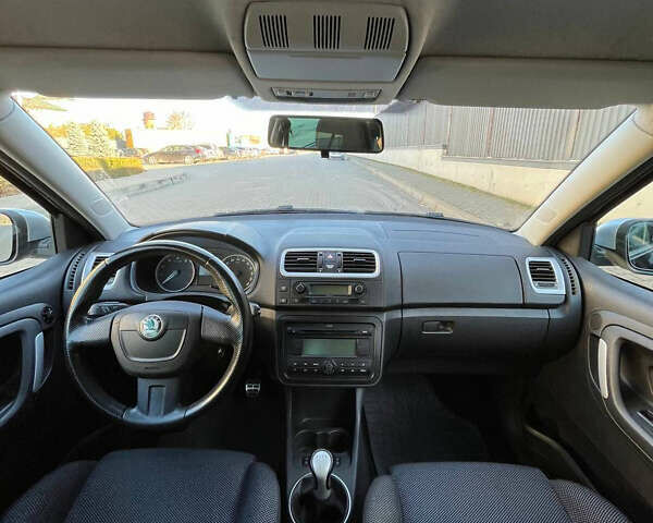 Чорний Шкода Фабія, об'ємом двигуна 1.39 л та пробігом 226 тис. км за 5700 $, фото 12 на Automoto.ua