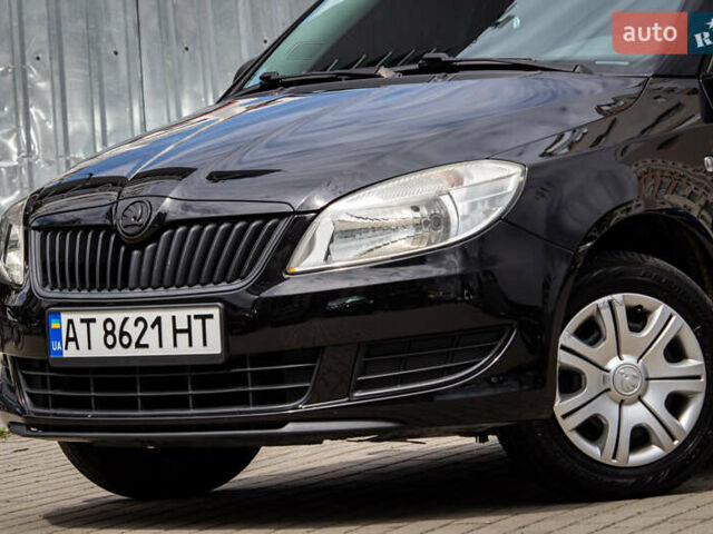 Черный Шкода Фабия, объемом двигателя 1.2 л и пробегом 144 тыс. км за 5300 $, фото 12 на Automoto.ua