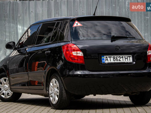 Черный Шкода Фабия, объемом двигателя 1.2 л и пробегом 144 тыс. км за 5300 $, фото 19 на Automoto.ua