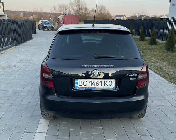 Черный Шкода Фабия, объемом двигателя 1.2 л и пробегом 240 тыс. км за 3899 $, фото 8 на Automoto.ua