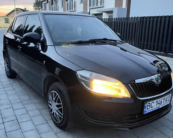 Черный Шкода Фабия, объемом двигателя 1.2 л и пробегом 400 тыс. км за 3800 $, фото 13 на Automoto.ua