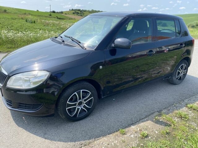 Чорний Шкода Фабія, об'ємом двигуна 1.2 л та пробігом 276 тис. км за 3299 $, фото 1 на Automoto.ua