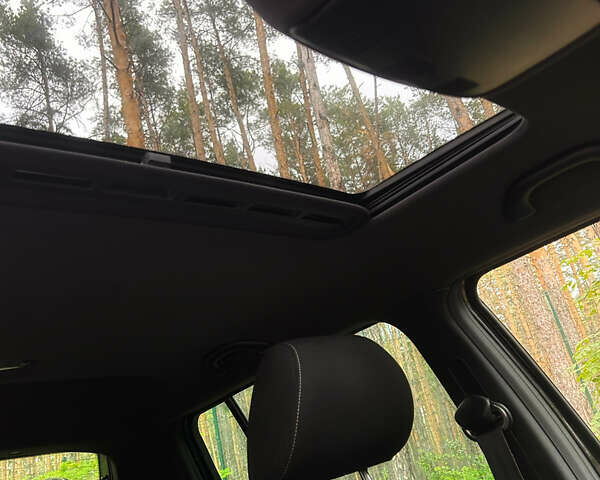 Черный Шкода Фабия, объемом двигателя 1.4 л и пробегом 230 тыс. км за 8500 $, фото 9 на Automoto.ua