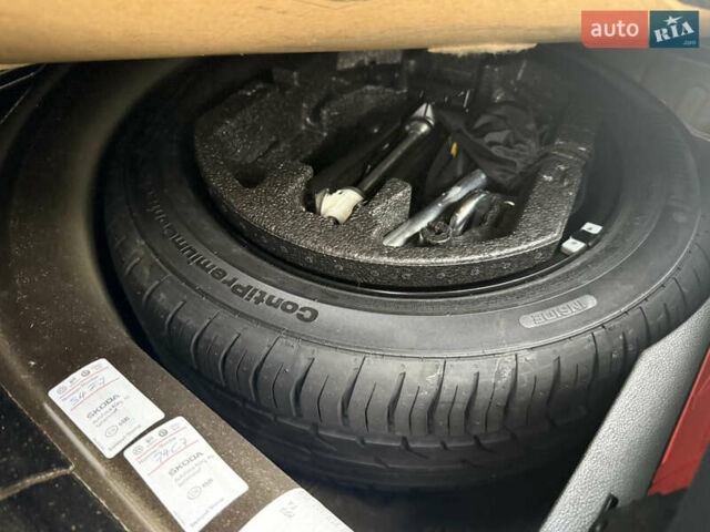 Чорний Шкода Фабія, об'ємом двигуна 1.4 л та пробігом 199 тис. км за 7999 $, фото 43 на Automoto.ua