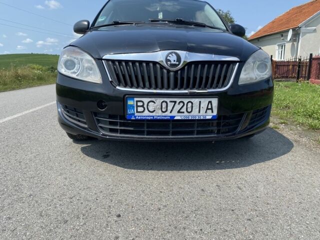 Чорний Шкода Фабія, об'ємом двигуна 1.2 л та пробігом 276 тис. км за 3299 $, фото 2 на Automoto.ua