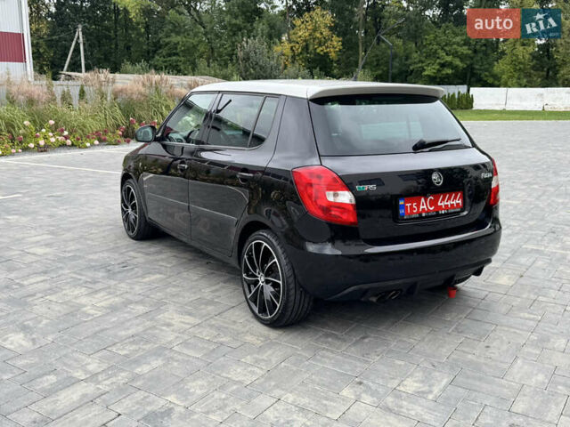 Чорний Шкода Фабія, об'ємом двигуна 1.4 л та пробігом 150 тис. км за 9500 $, фото 3 на Automoto.ua
