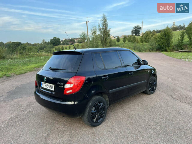 Черный Шкода Фабия, объемом двигателя 1.2 л и пробегом 101 тыс. км за 5500 $, фото 4 на Automoto.ua