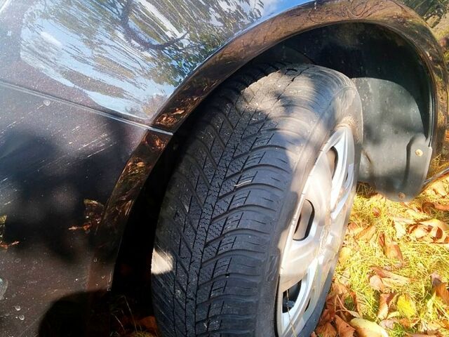 Черный Шкода Фабия, объемом двигателя 1.2 л и пробегом 156 тыс. км за 5600 $, фото 3 на Automoto.ua