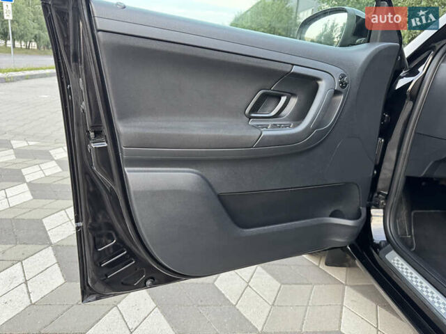 Черный Шкода Фабия, объемом двигателя 1.4 л и пробегом 230 тыс. км за 8700 $, фото 44 на Automoto.ua