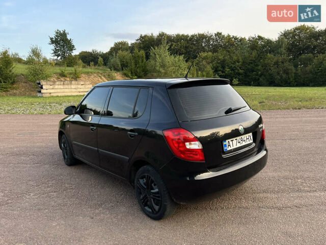 Черный Шкода Фабия, объемом двигателя 1.2 л и пробегом 101 тыс. км за 5500 $, фото 6 на Automoto.ua