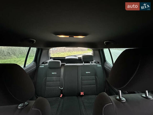 Черный Шкода Фабия, объемом двигателя 1.4 л и пробегом 239 тыс. км за 9800 $, фото 8 на Automoto.ua