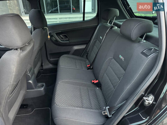 Черный Шкода Фабия, объемом двигателя 1.4 л и пробегом 230 тыс. км за 8700 $, фото 47 на Automoto.ua