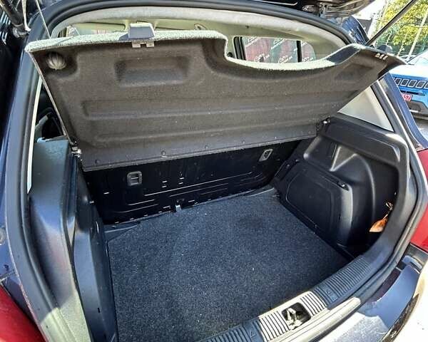 Чорний Шкода Фабія, об'ємом двигуна 1.2 л та пробігом 156 тис. км за 5700 $, фото 11 на Automoto.ua