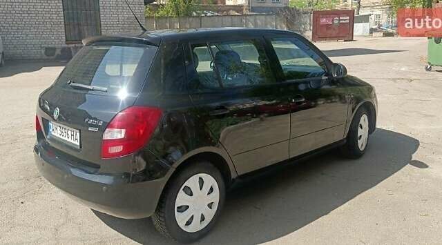 Чорний Шкода Фабія, об'ємом двигуна 1.2 л та пробігом 240 тис. км за 4600 $, фото 1 на Automoto.ua