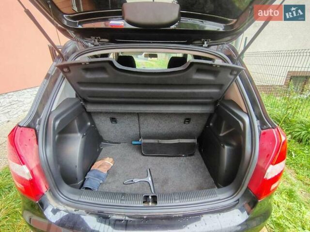 Черный Шкода Фабия, объемом двигателя 1.2 л и пробегом 129 тыс. км за 5362 $, фото 9 на Automoto.ua