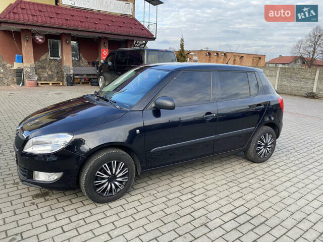Черный Шкода Фабия, объемом двигателя 1.2 л и пробегом 188 тыс. км за 5500 $, фото 12 на Automoto.ua