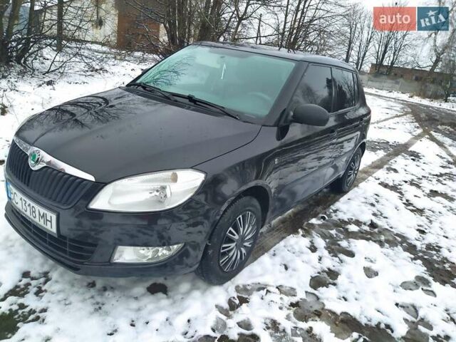 Черный Шкода Фабия, объемом двигателя 1.2 л и пробегом 188 тыс. км за 5200 $, фото 9 на Automoto.ua