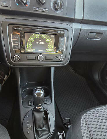 Черный Шкода Фабия, объемом двигателя 0 л и пробегом 95 тыс. км за 7500 $, фото 2 на Automoto.ua