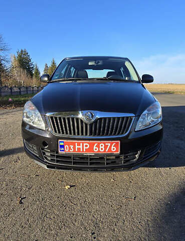 Черный Шкода Фабия, объемом двигателя 0 л и пробегом 95 тыс. км за 7500 $, фото 3 на Automoto.ua