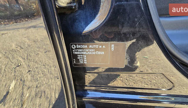 Черный Шкода Фабия, объемом двигателя 0 л и пробегом 95 тыс. км за 7500 $, фото 14 на Automoto.ua