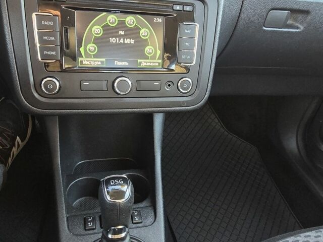 Черный Шкода Фабия, объемом двигателя 1 л и пробегом 95 тыс. км за 7500 $, фото 11 на Automoto.ua