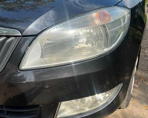 Чорний Шкода Фабія, об'ємом двигуна 1.2 л та пробігом 175 тис. км за 6100 $, фото 4 на Automoto.ua