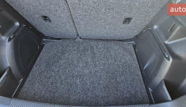 Черный Шкода Фабия, объемом двигателя 0 л и пробегом 95 тыс. км за 7500 $, фото 30 на Automoto.ua