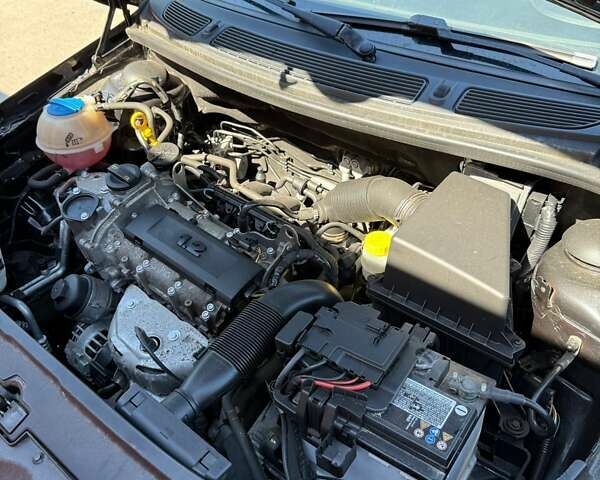 Чорний Шкода Фабія, об'ємом двигуна 1.2 л та пробігом 139 тис. км за 6200 $, фото 23 на Automoto.ua