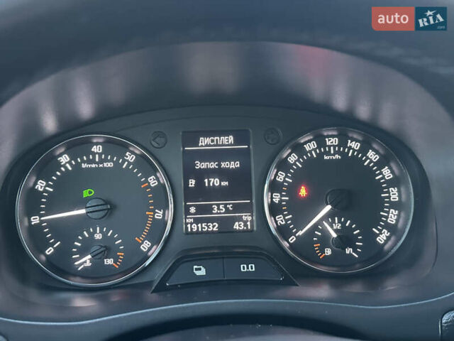 Чорний Шкода Фабія, об'ємом двигуна 1.2 л та пробігом 191 тис. км за 8790 $, фото 18 на Automoto.ua