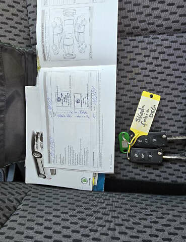 Черный Шкода Фабия, объемом двигателя 0 л и пробегом 95 тыс. км за 7500 $, фото 21 на Automoto.ua