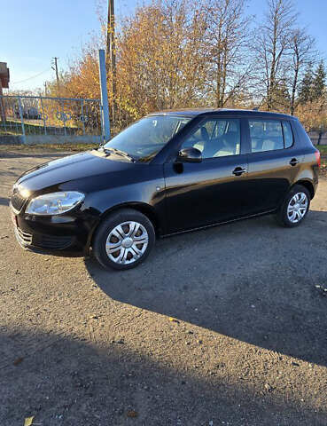 Черный Шкода Фабия, объемом двигателя 0 л и пробегом 95 тыс. км за 7500 $, фото 27 на Automoto.ua