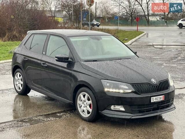 Черный Шкода Фабия, объемом двигателя 1.2 л и пробегом 139 тыс. км за 11700 $, фото 3 на Automoto.ua