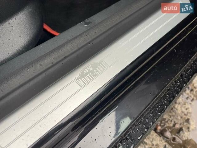 Черный Шкода Фабия, объемом двигателя 1.2 л и пробегом 139 тыс. км за 11700 $, фото 25 на Automoto.ua