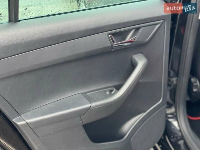 Черный Шкода Фабия, объемом двигателя 1.2 л и пробегом 139 тыс. км за 11700 $, фото 11 на Automoto.ua