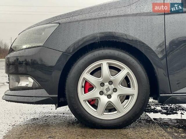 Черный Шкода Фабия, объемом двигателя 1.2 л и пробегом 139 тыс. км за 11700 $, фото 9 на Automoto.ua