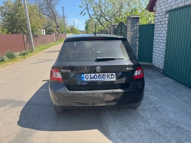 Черный Шкода Фабия, объемом двигателя 1.4 л и пробегом 285 тыс. км за 8500 $, фото 4 на Automoto.ua