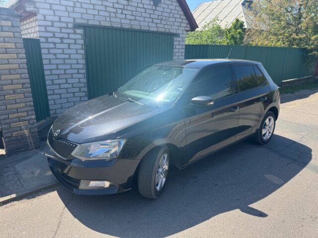 Черный Шкода Фабия, объемом двигателя 1.4 л и пробегом 285 тыс. км за 8500 $, фото 1 на Automoto.ua