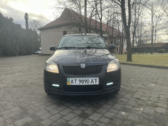 Черный Шкода Фабия, объемом двигателя 1.6 л и пробегом 250 тыс. км за 3100 $, фото 6 на Automoto.ua