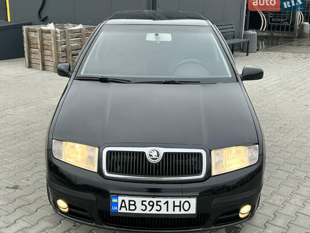 Черный Шкода Фабия, объемом двигателя 1.4 л и пробегом 233 тыс. км за 3750 $, фото 10 на Automoto.ua