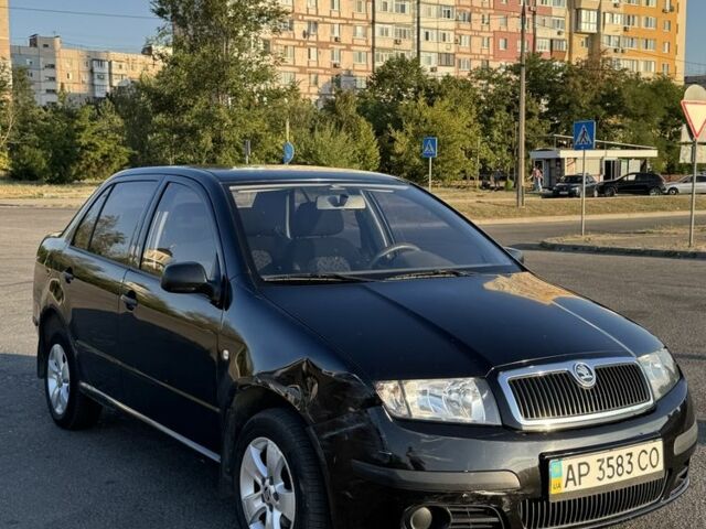 Черный Шкода Фабия, объемом двигателя 1.2 л и пробегом 239 тыс. км за 3000 $, фото 1 на Automoto.ua